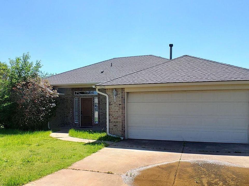 1st image of 2028 Old Central Dr
