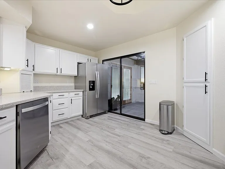 10111 N Spyglass Pl — Photo 12