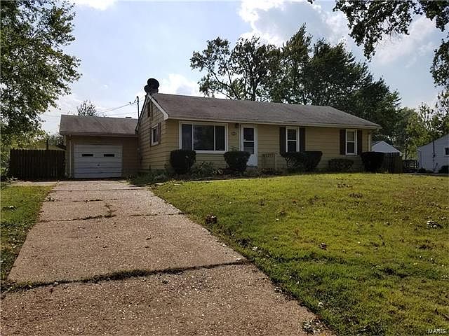1st image of 1008 Farmview Dr