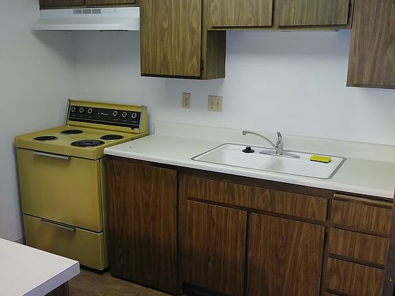 2nd image of 138 S Mill St APT 15