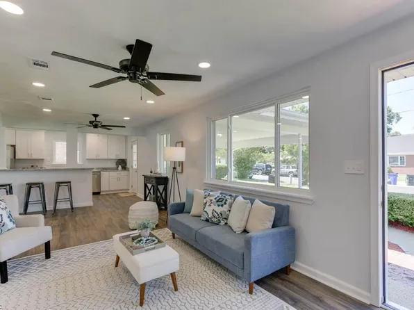 2825 Woodland Ave, Norfolk, VA 23504