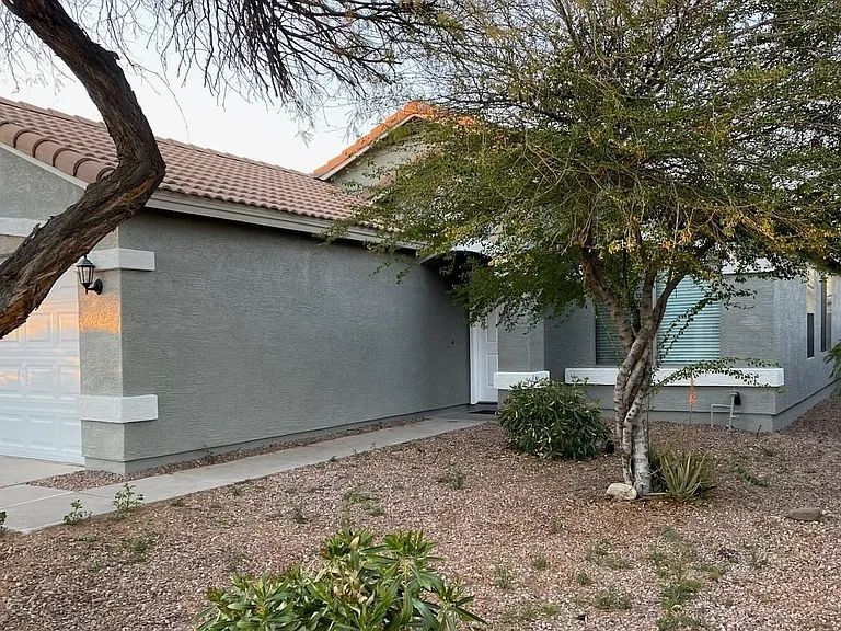13826 W Keim Dr — Photo 2