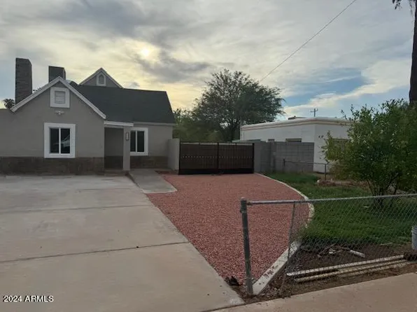 2114 N 24TH Place, Phoenix, AZ 85008