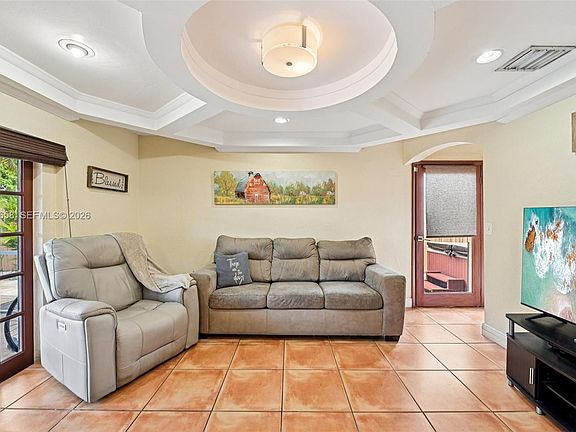 5th image of 10365 SW 11th Ter #4-9B
