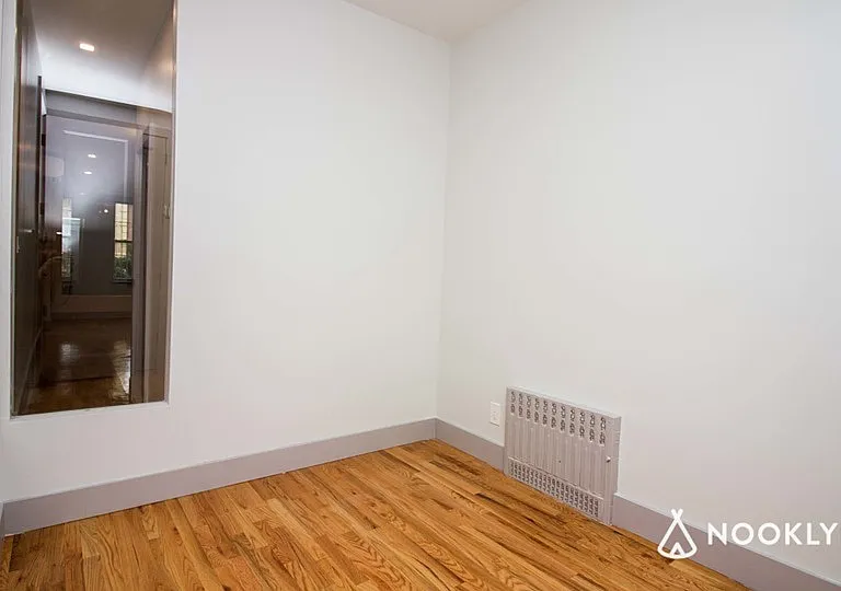 379 S 5th St #1L — Photo 3