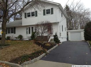 9 Frances Ct, Red Bank, NJ 07701