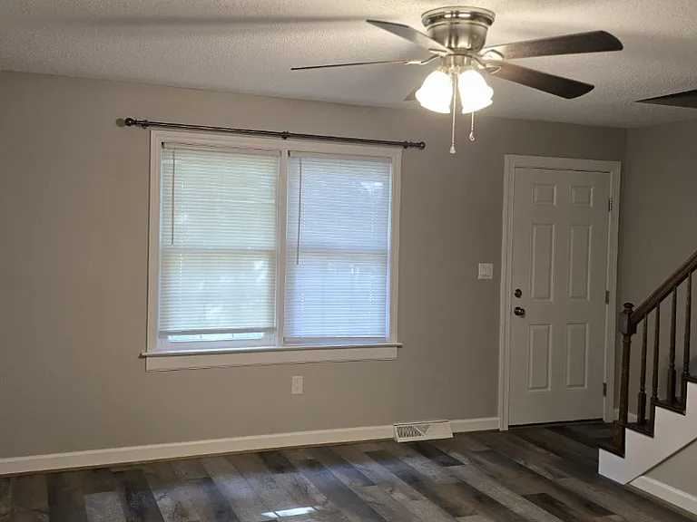 6000 River Rd #17 — Photo 5