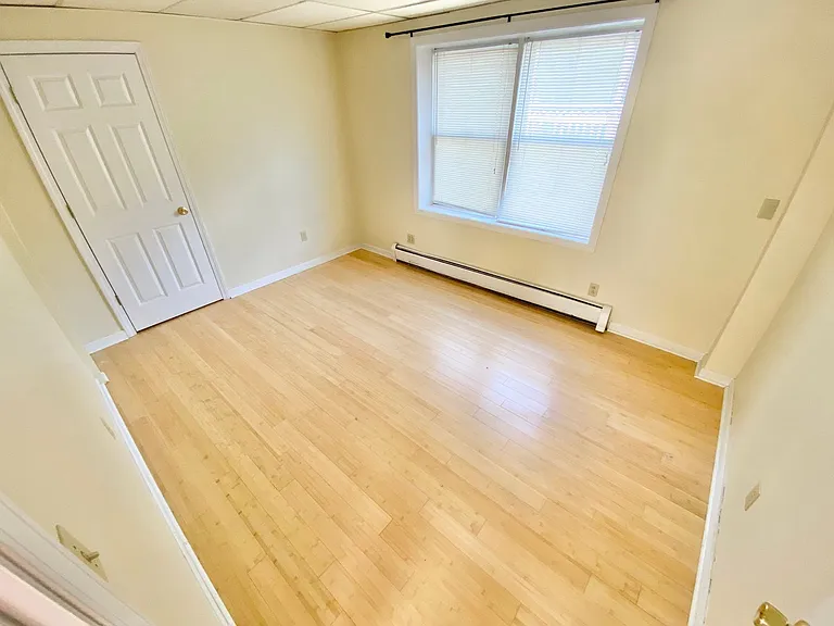 52 Grant St — Photo 12