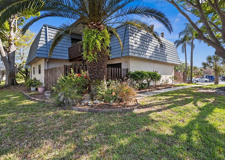 1st image of 14523 Catalina Cir