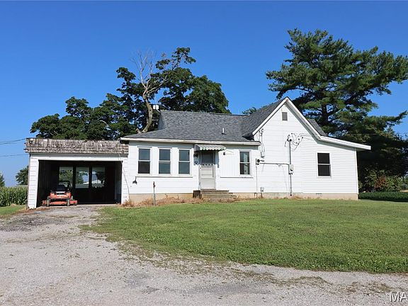 3rd image of 1808 Pleasant Mound Ave
