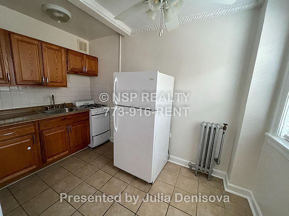 3rd image of 1410 W Chase Ave #509