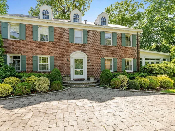 1 Birch Street, Great Neck, NY 11023