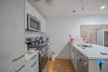 Rented by Next Door Realty NYC