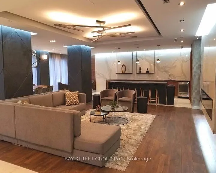 255 Village Green Sq #2805 — Photo 7