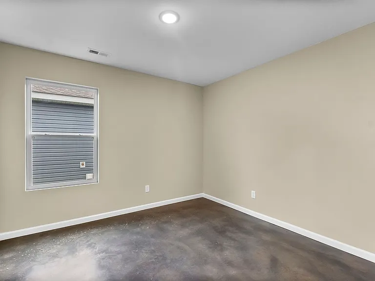 1300 W Mar Elm St — Photo 8