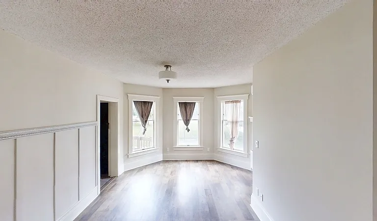416 S 5th Ave #7 — Photo 4