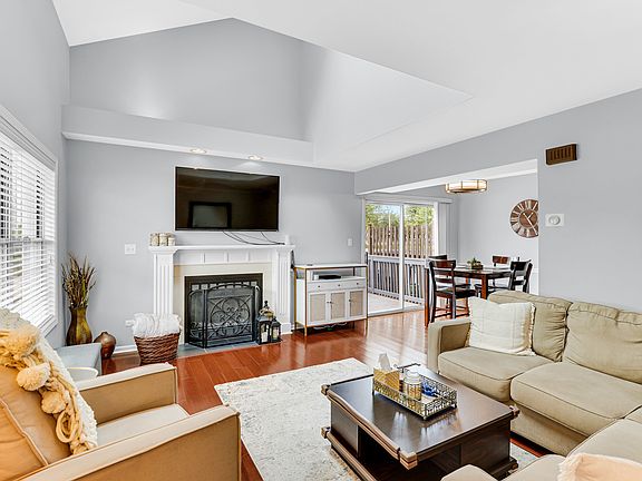 3rd image of 16440 Cobblestone Ct #19A