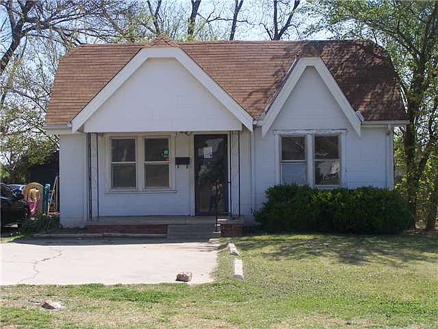 1st image of 3916 S Harvey Ave
