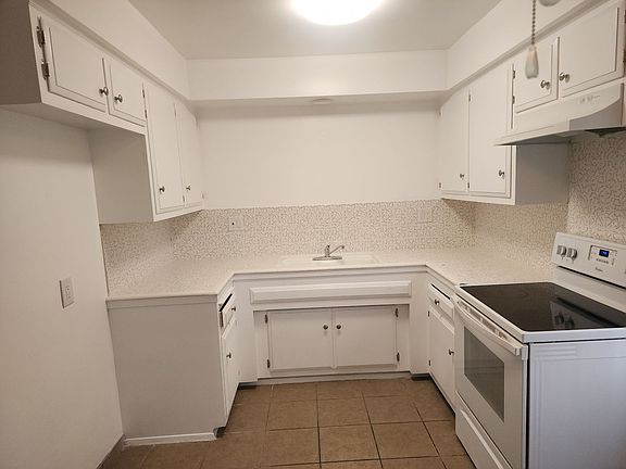 4th image of 2401-2423 N Pattiglen Ave #2411