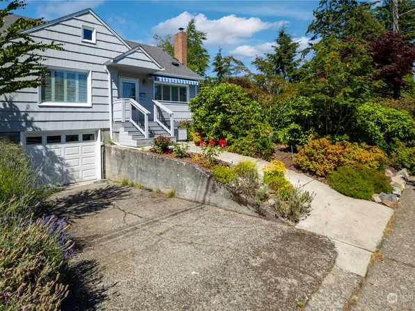 4201 N 12th Street, Tacoma, WA 98406