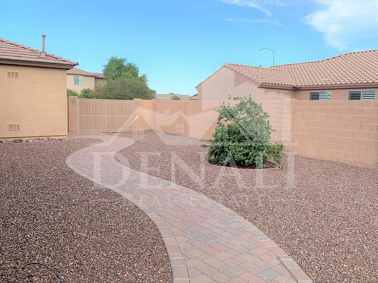 3836 S Whitman Ave — Photo 19
