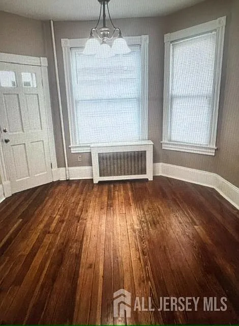 2 bed, 1.0 bath, $2,200 — Photo 3