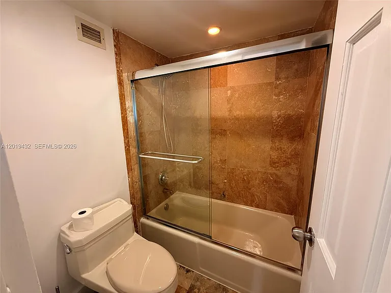 100 Lincoln Rd #1206 — Photo 9