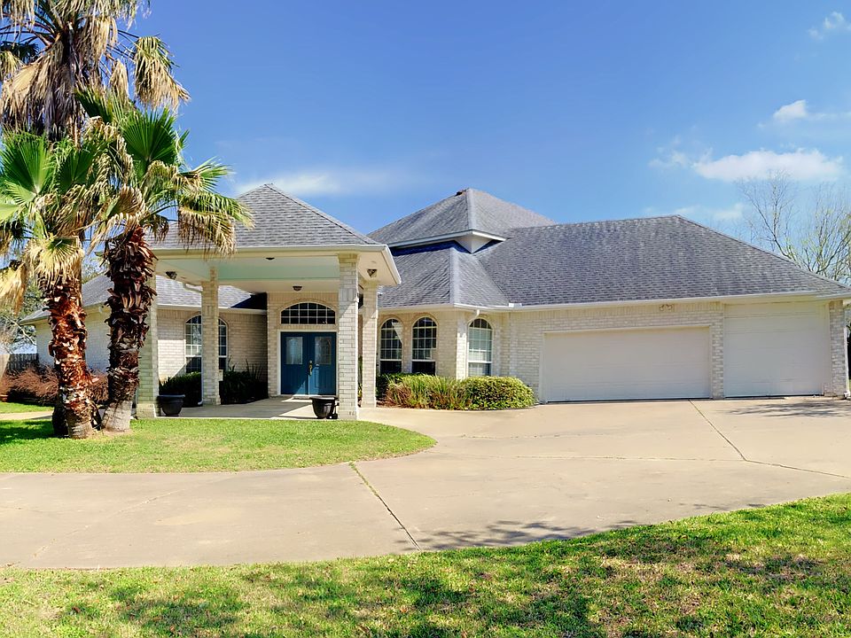 1st image of 715 Saddlehorn Dr