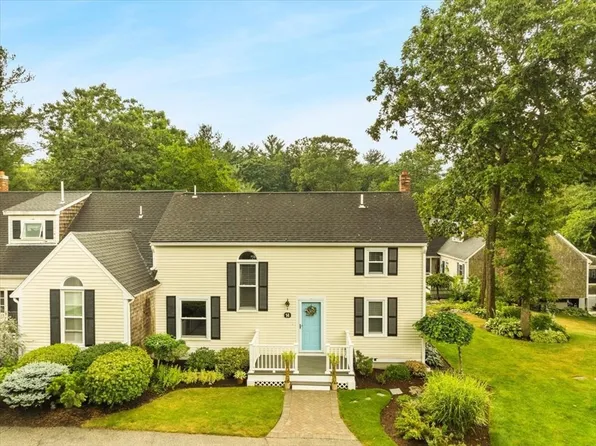 14 Cedarledge Vlg Unit 14, Cohasset, MA 02025