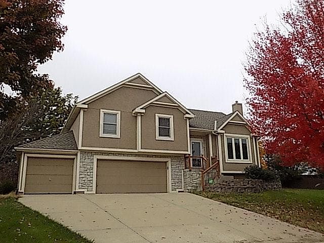 1st image of 8609 W 155th Ter