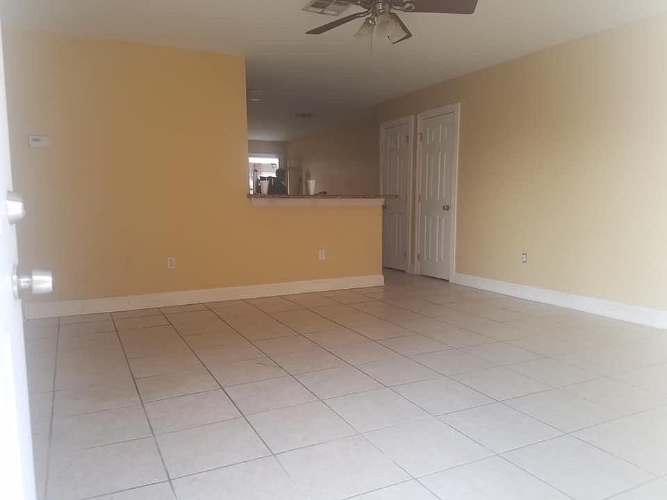 1st image of 3509 Golden Dr APT A