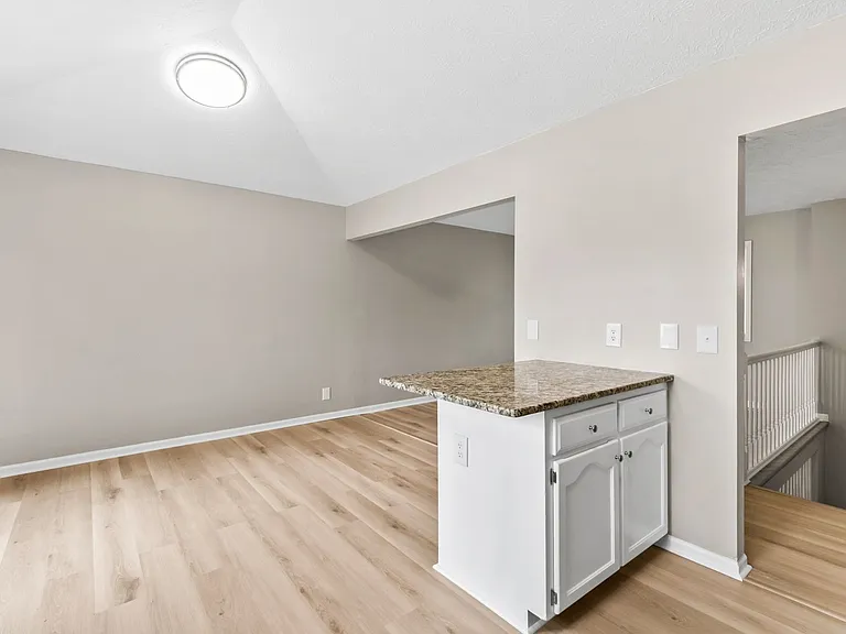 5106 N 128th St — Photo 19