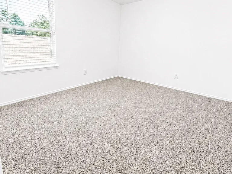 5710 Avalon Woods Dr — Photo 25