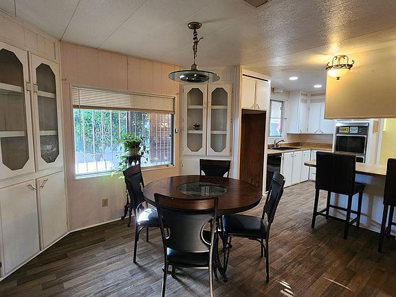 3rd image of 8181 Folsom Blvd #257