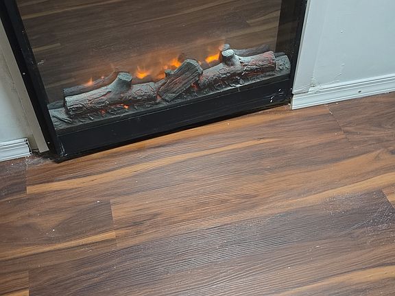 2nd image of 418 Spruce St #418