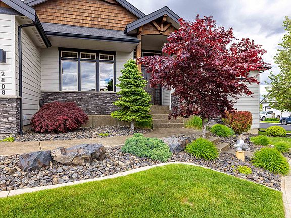 5th image of 2808 W Horizon Ridge Ln