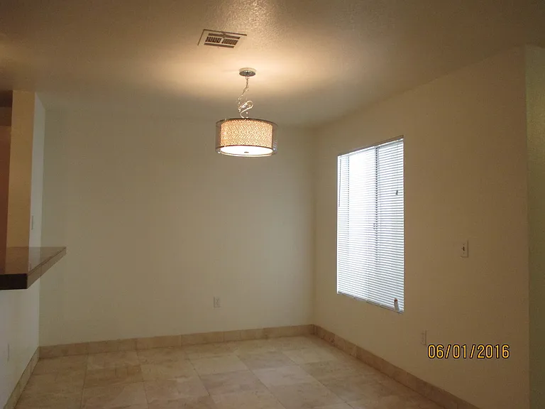 8452 Boseck Dr #187 — Photo 7