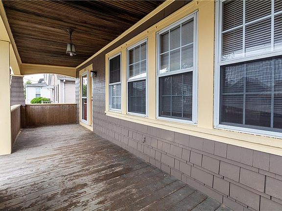 4th image of 132 Norfolk St
