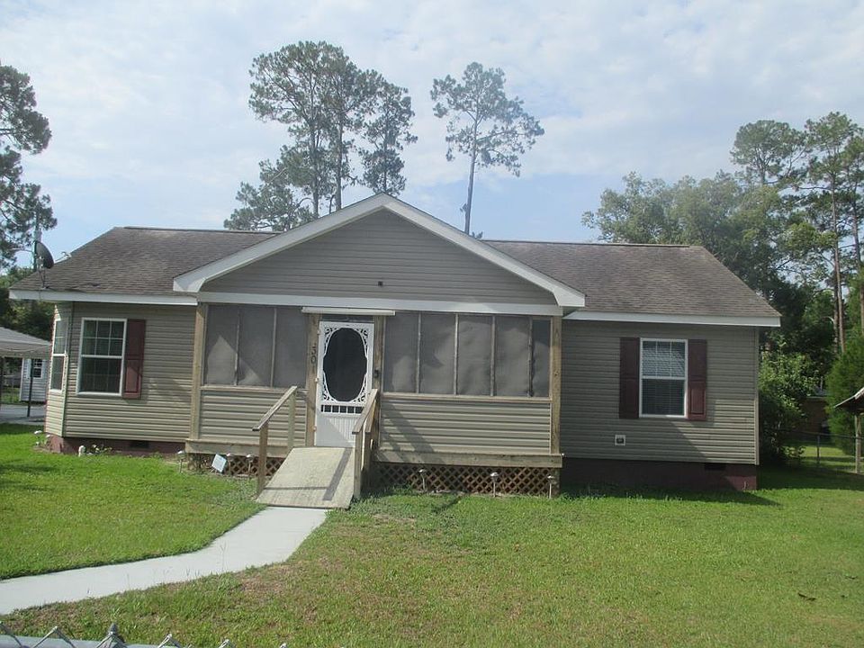 1st image of 301 Bullard St