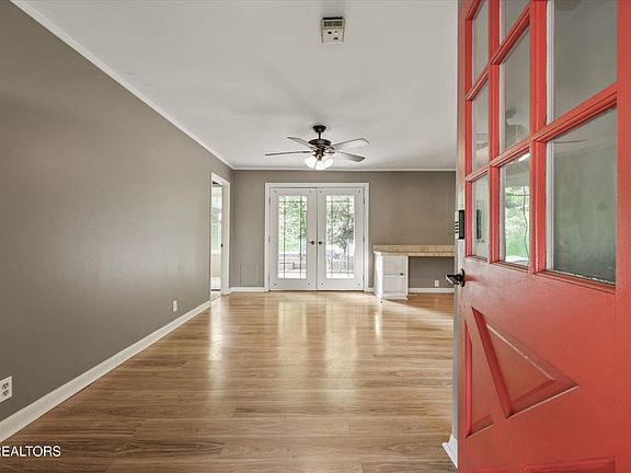 5th image of 7408 Westridge Dr