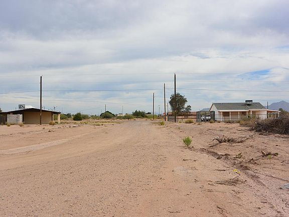 3rd image of 3615 N Palm Cir
