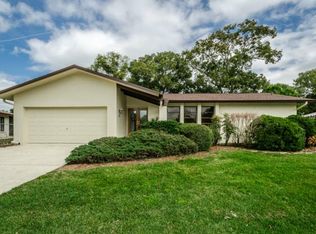 1941 Brae Moor Dr, Dunedin, FL 34698