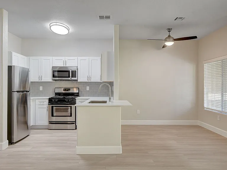 Red Rock Villas — Photo 14