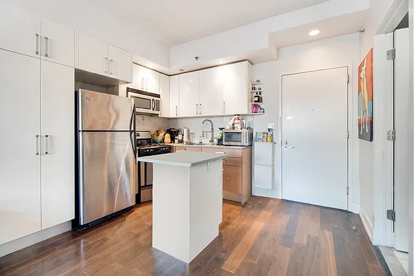 Rented by Twyford Real Estate | media 3