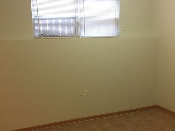 4th image of 501 W 65th Street 501 #G