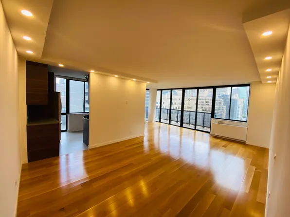 255 East 49th Street image 1 of 24