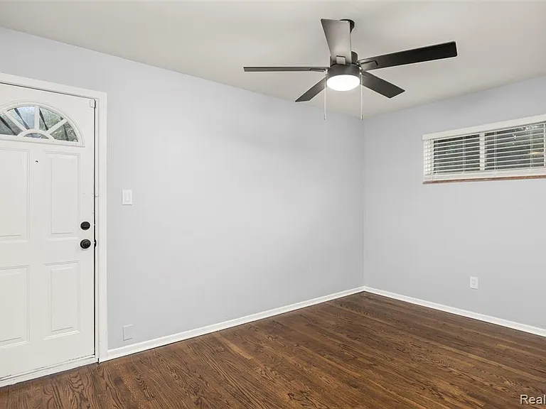 24270 Scotia Rd — Photo 13