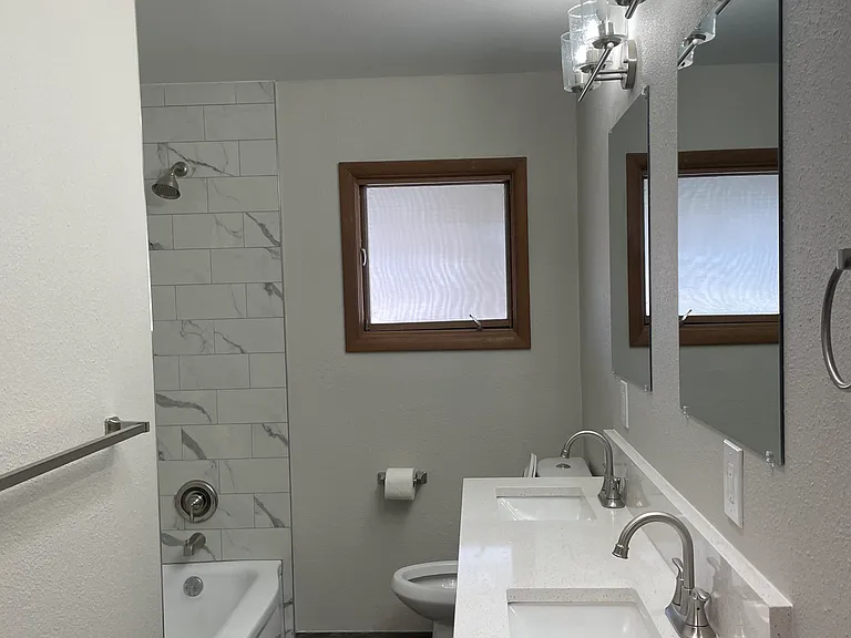 4124 S Helena St — Photo 22