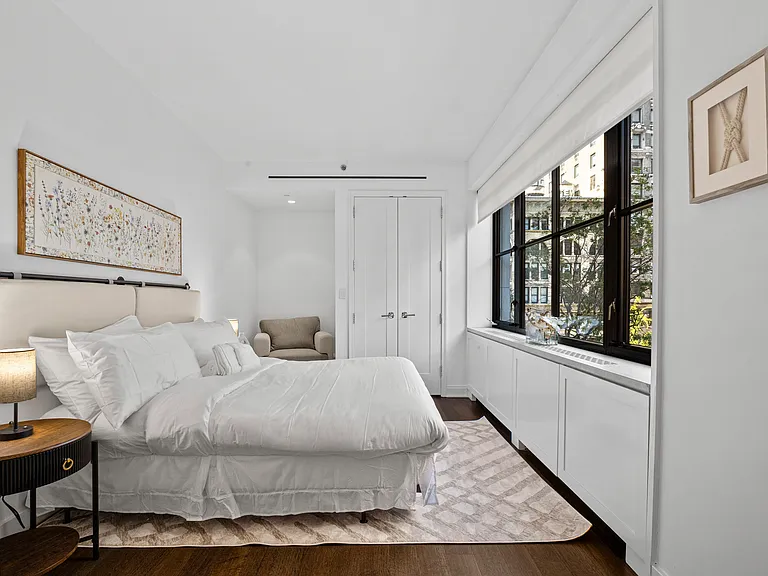 61 5th Ave #2 — Photo 44