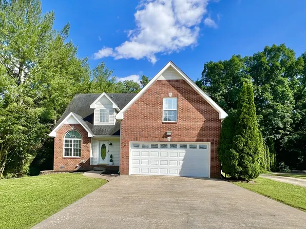 284 Shadyside Ln, Clarksville, TN 37043